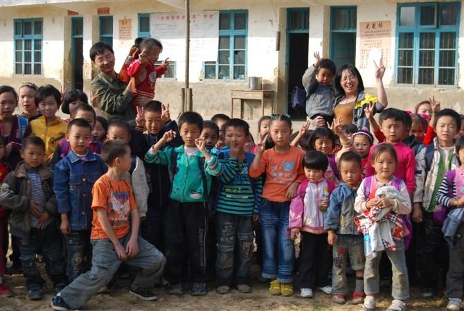 善心莲心字典王家村小学发放小结