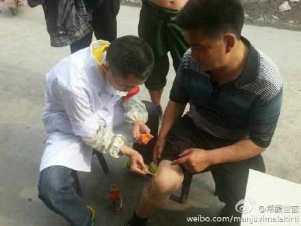 [转载]善心莲心医疗队第三次进入四川雅安灾区义诊送药及为灾民同胞安装净水设备大型报