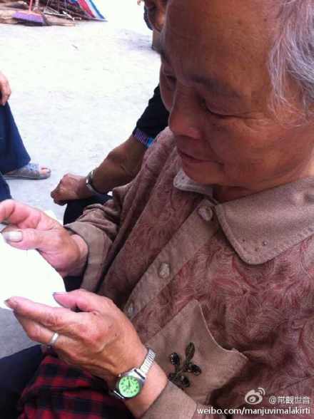 [转载]善心莲心医疗队第三次进入四川雅安灾区义诊送药及为灾民同胞安装净水设备大型报