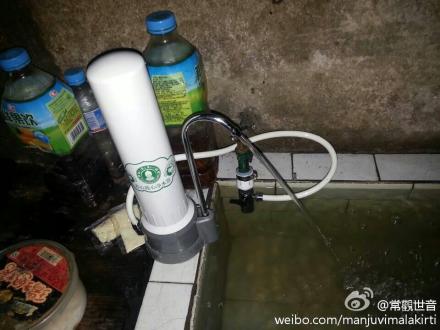 [转载]善心莲心医疗队第三次进入四川雅安灾区义诊送药及为灾民同胞安装净水设备大型报