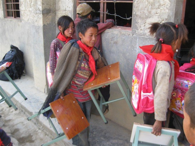 愛在大涼山-善心蓮心助學活動