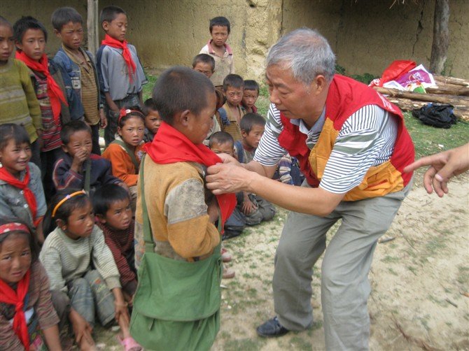 愛在大涼山-善心蓮心助學活動
