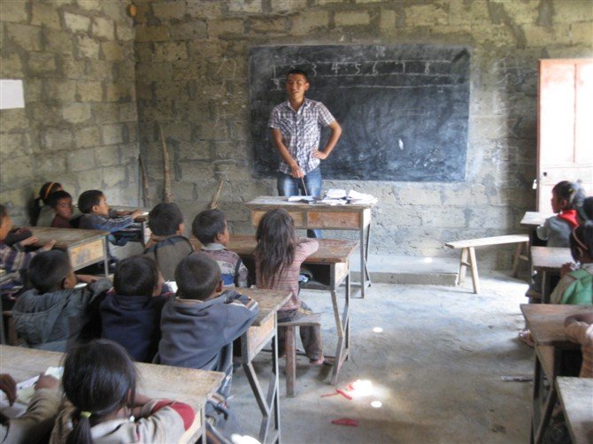 愛在大涼山-善心蓮心助學活動