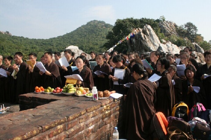 《灵山听法》自序