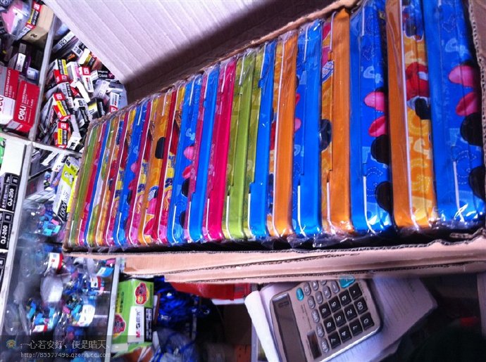 善心莲心联合金虹汝爱心团在四川阿坝壤举行大型助学及捐赠物资活动