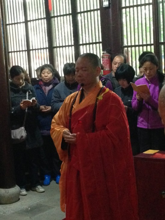 善心莲心联合苏州弘化社举行大型放生