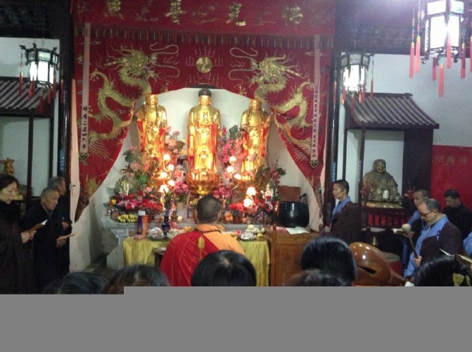 善心莲心联合苏州弘化社举行大型放生