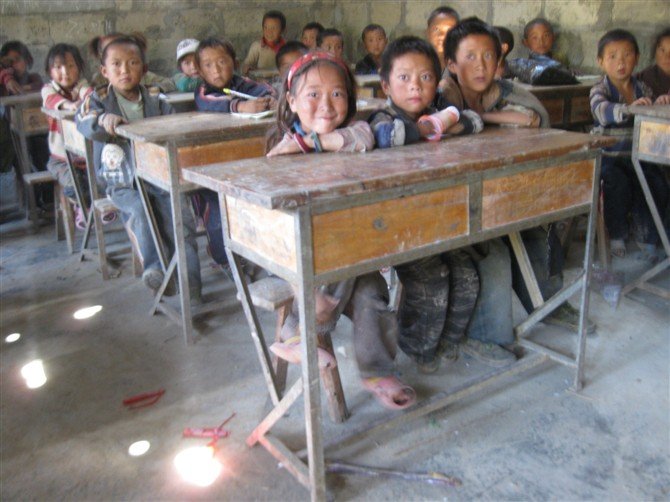 愛在大涼山-善心蓮心助學活動