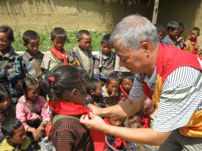 愛在大涼山-善心蓮心助學活動