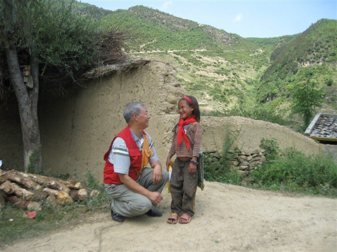 愛在大涼山-善心蓮心助學活動