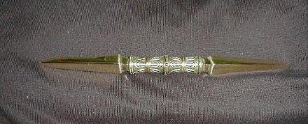 大孔雀佛母所用之獨鈷金剛杵