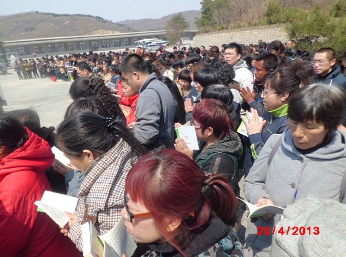 善心莲心联合辽宁大悲寺举行大型放生