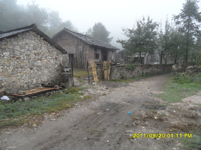 南無甘露王如來大慈大悲-善心蓮心深入貴州重災區全力抗旱