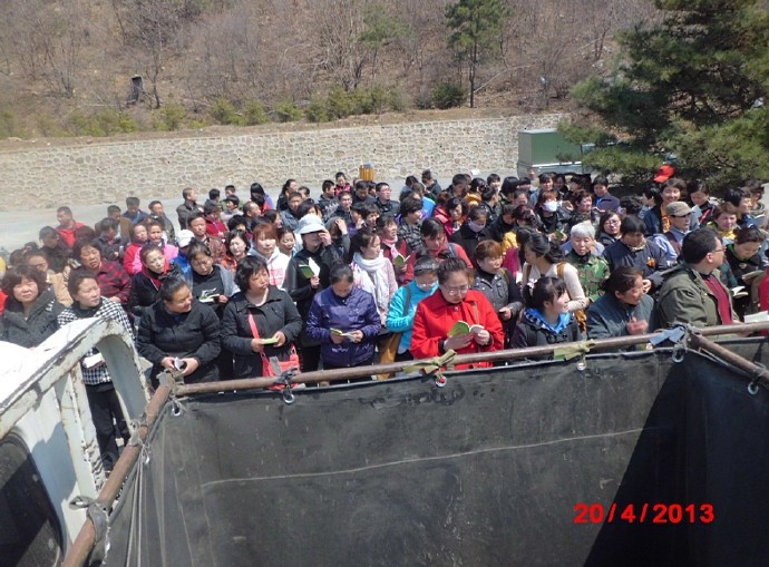 善心莲心联合辽宁大悲寺举行大型放生