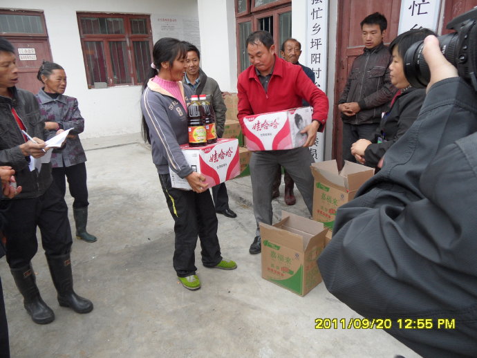 南無甘露王如來大慈大悲-善心蓮心深入貴州重災區全力抗旱