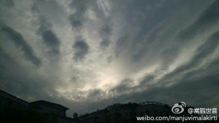 孔雀开屏，孔雀军团示现，振奋人心！