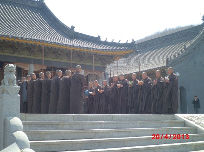 善心莲心联合辽宁大悲寺举行大型放生